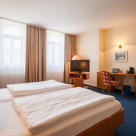 Hotel Sure By Western 4*