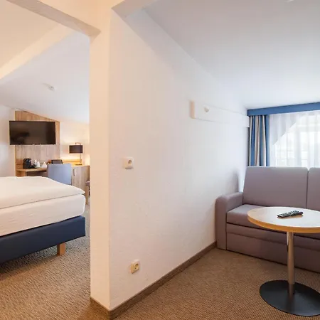 Hotel Sure By Western 4*