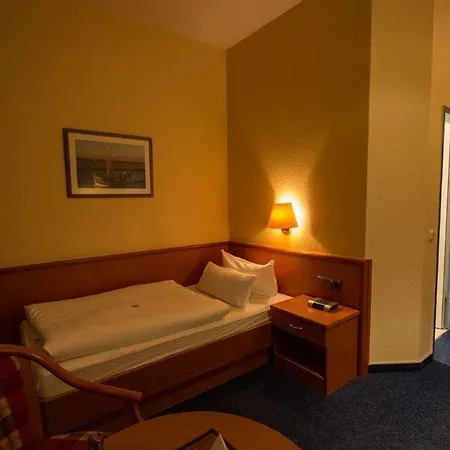 Hotel Sure By Western 4*