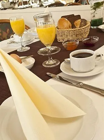 Hotel Sure By Western 4*