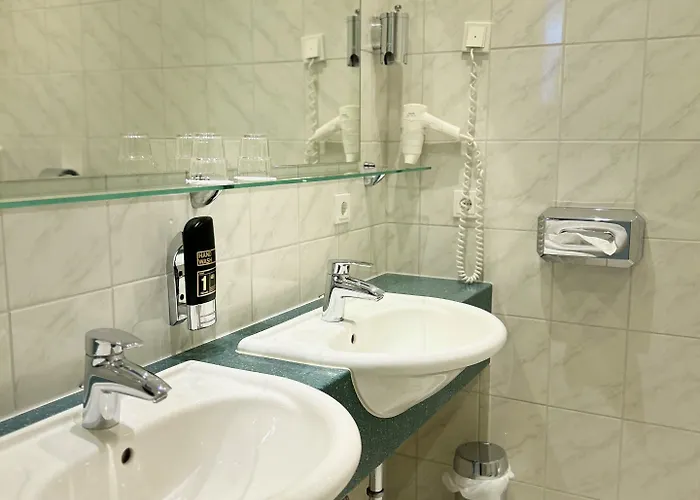 Sure By Western Hotel