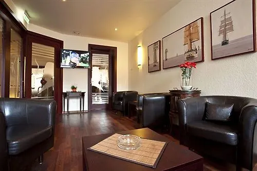 Отель Sure By Western